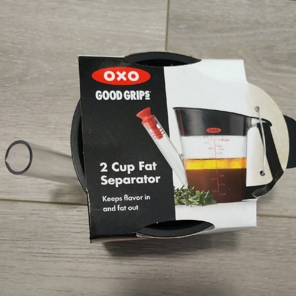 OXO Good Grips Fat Separator with Black Handle - Picture 7 of 13